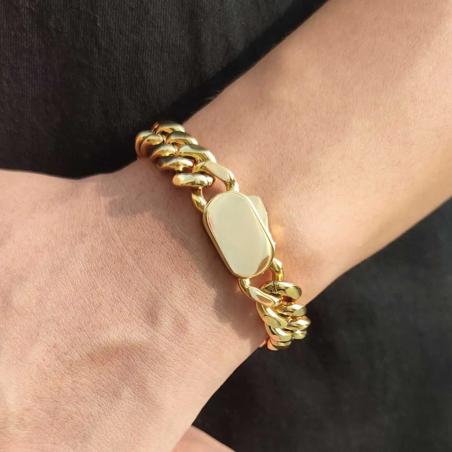Pulseira Banhada a ouro 18K ou prata de aço